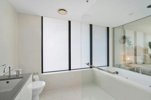 Modern Coastal Chic – Level 25 Apartment - Circle on Cavill Surfers Paradise