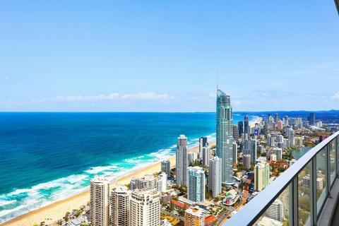 Circle on Cavill with Gold Coast Holidays