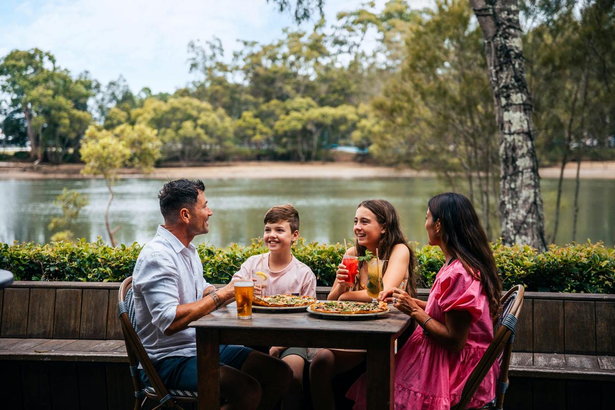 Currumbin RSL Family Friendly Dining
