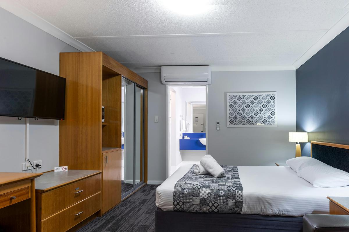 Corporate Room
