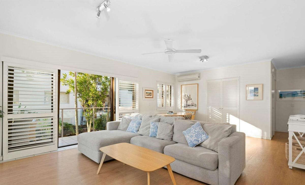 Beach View Apartment