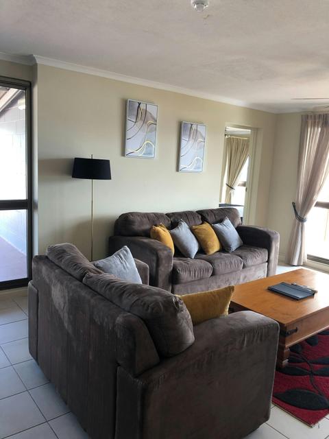 Penthouse 2 Bedroom Oceanview Apartment