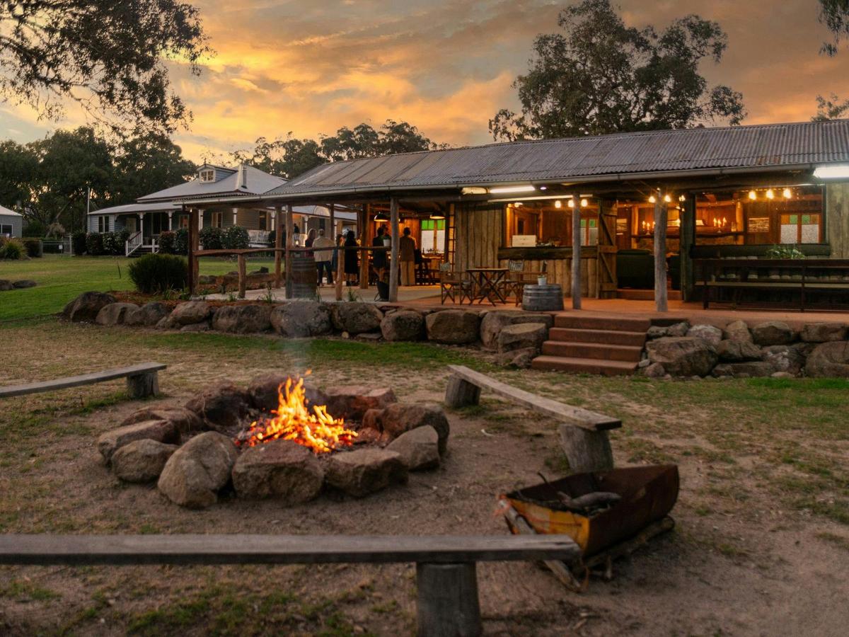 Pioneer Hut - Gathering Space