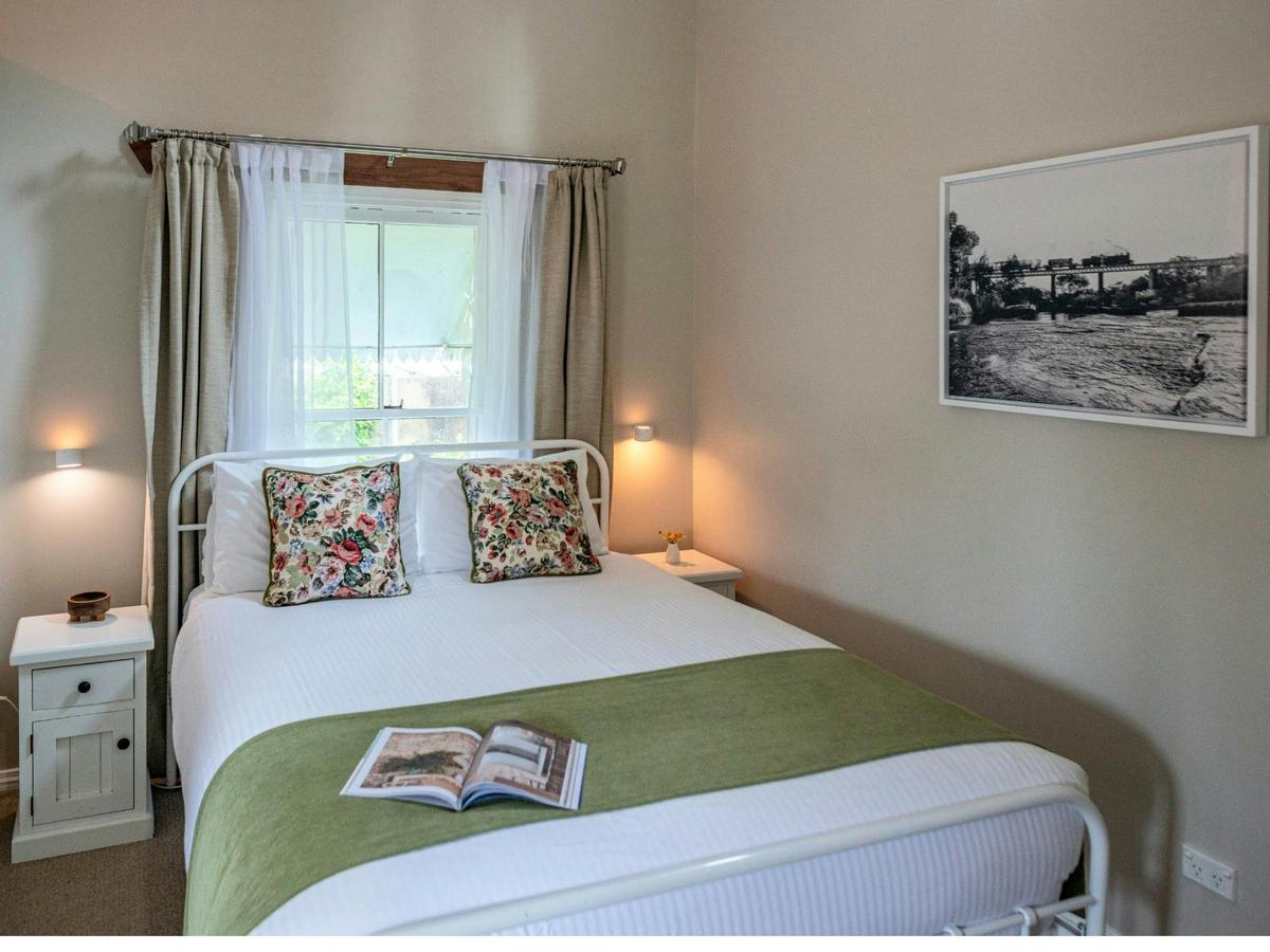 Camelia Cottage