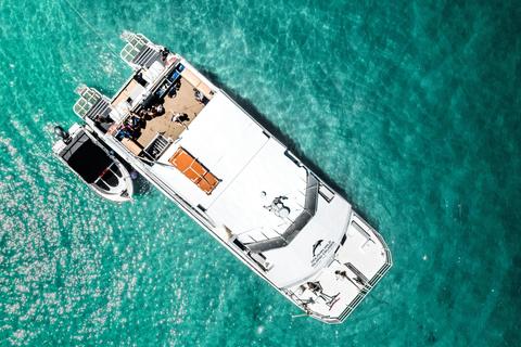 Moreton Island Eco Marine Safari Cruise and Snorkel