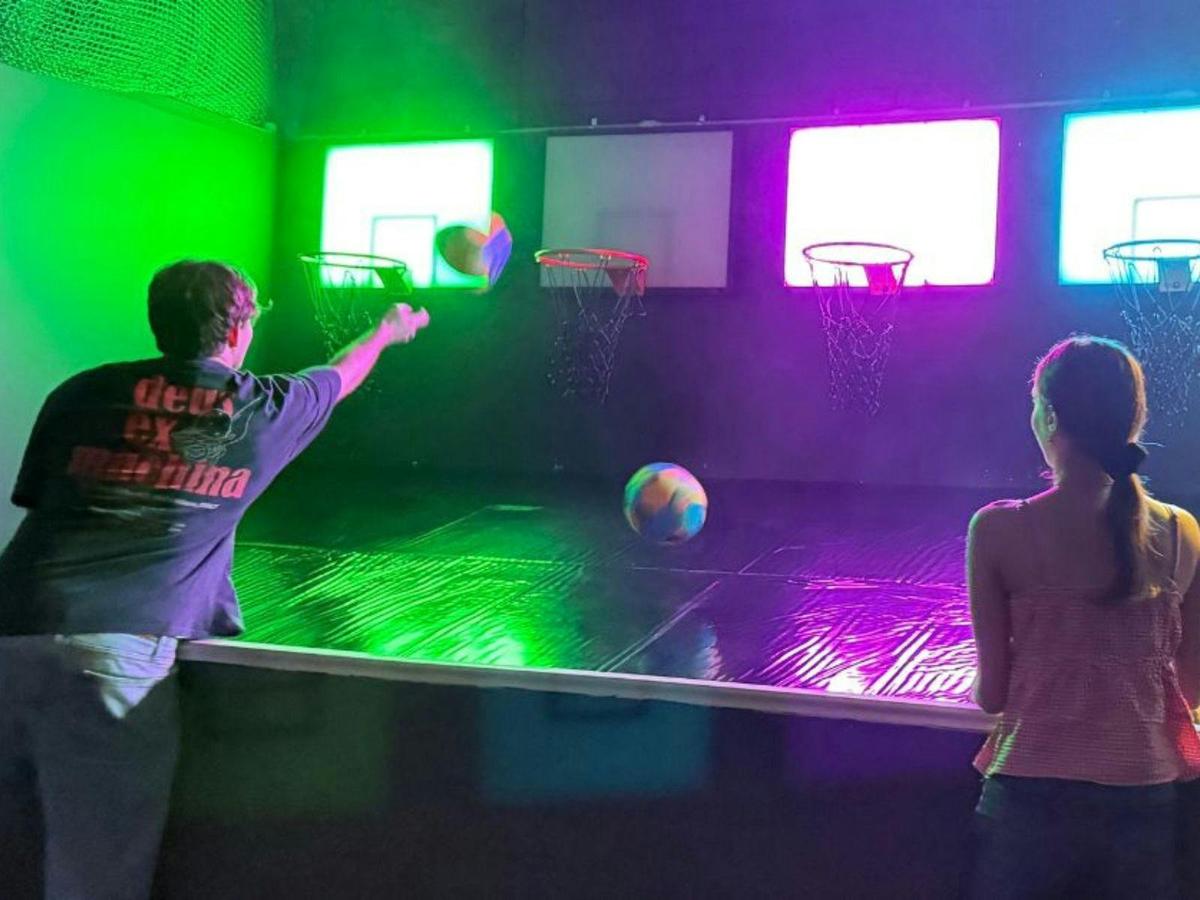 Hyper Hoops Games