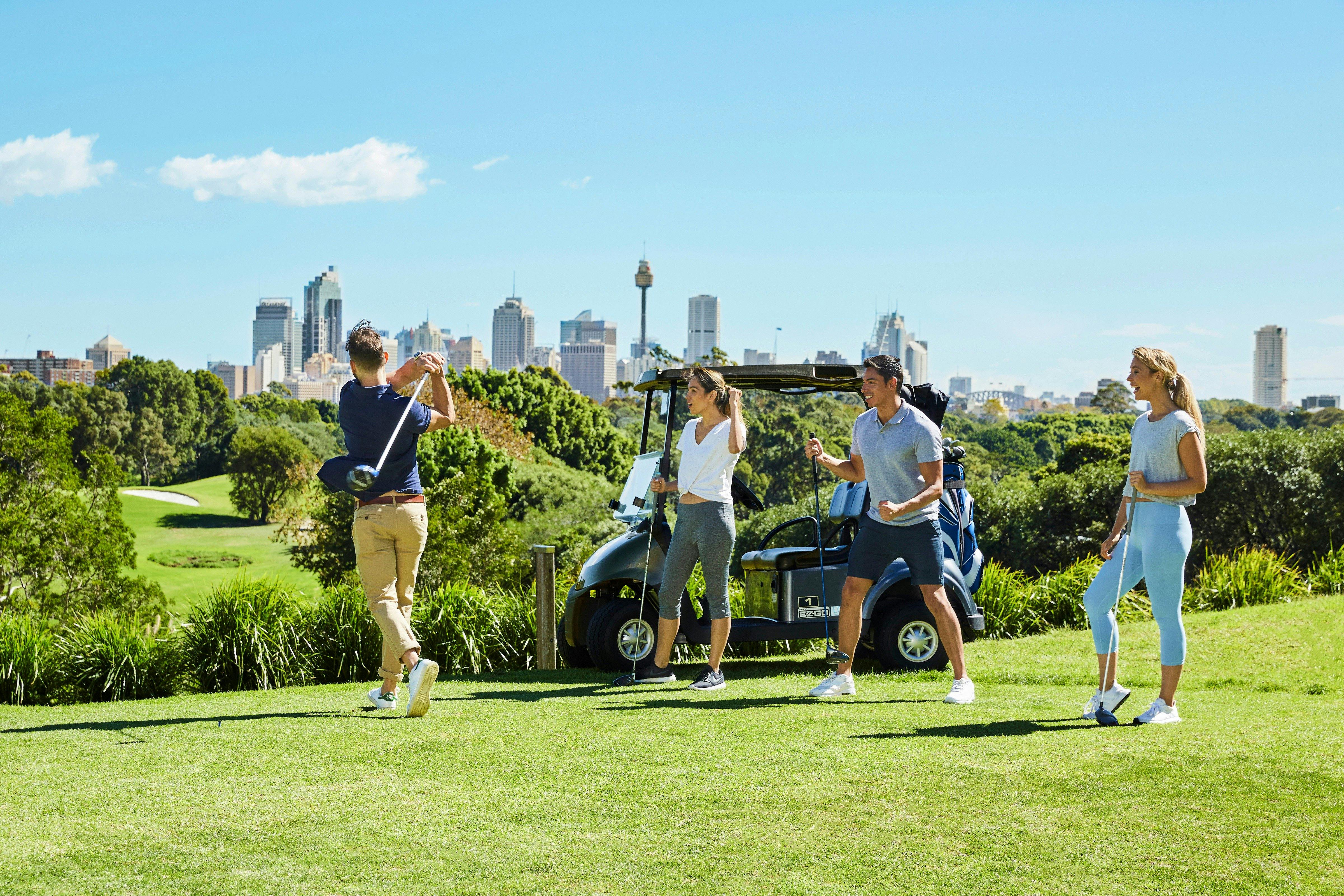 Fifth Tee with Sydney's city skyline