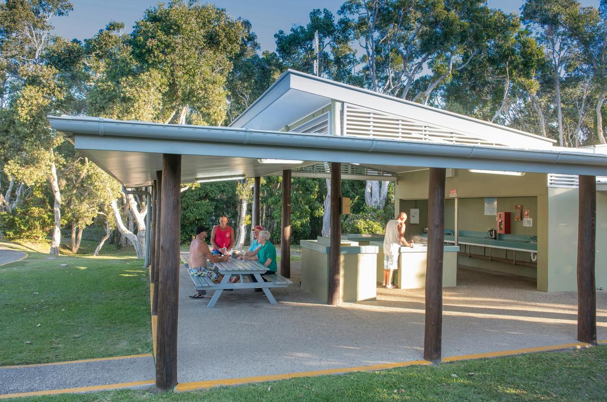 Dicky Beach Holiday Park Camp Kitchen