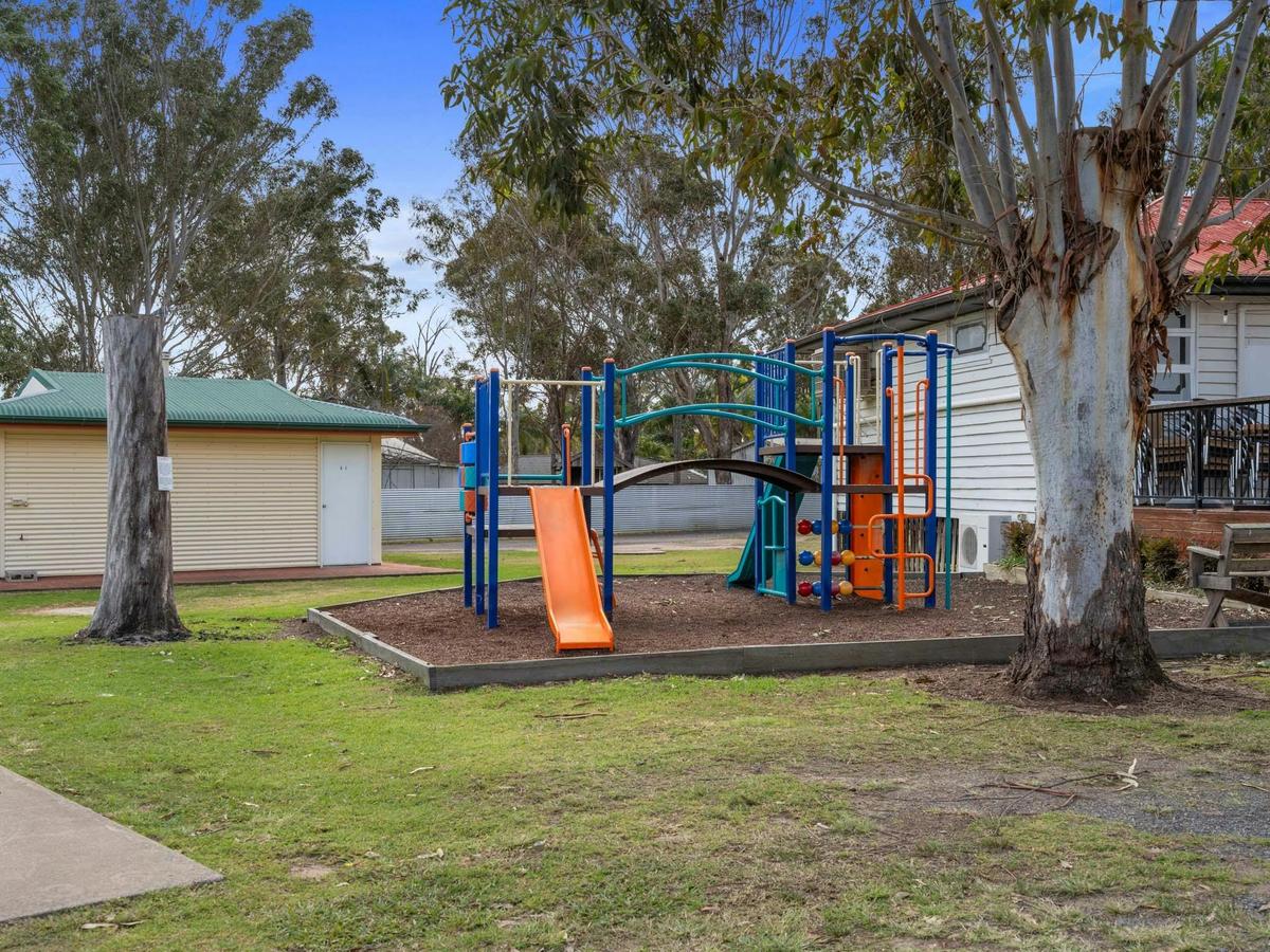 Crows Nest Tourist Park