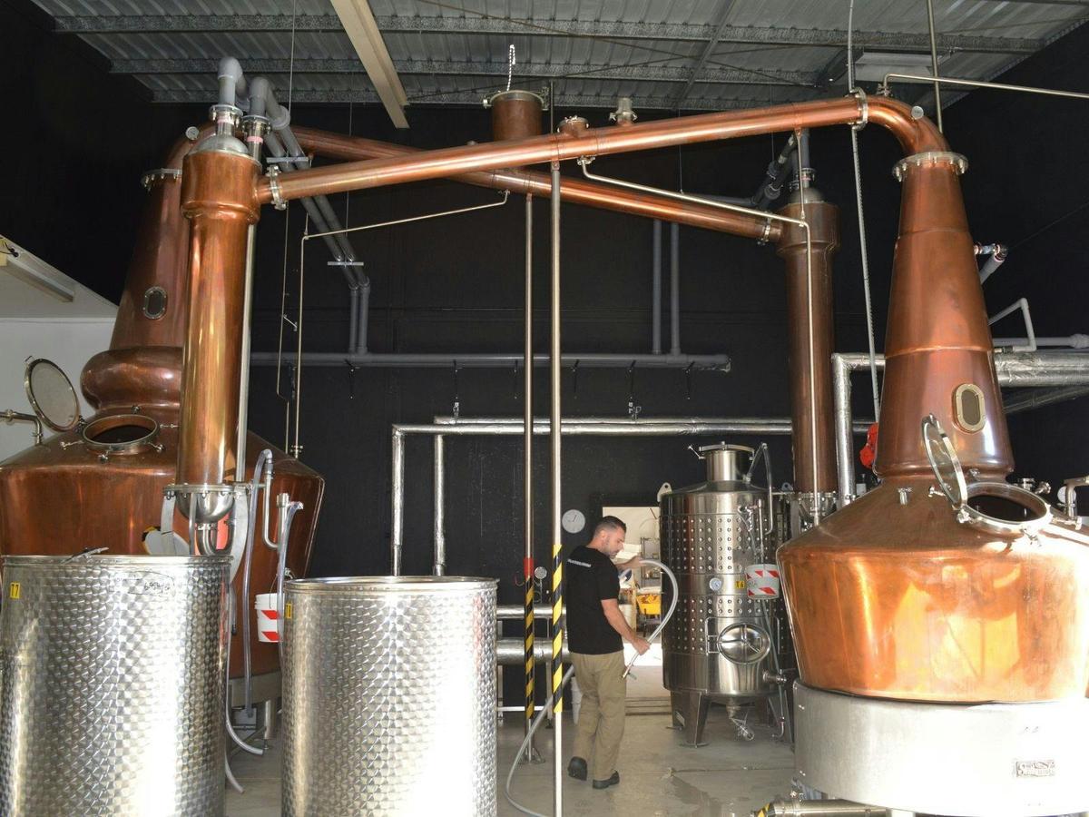 Stradbroke Island Brewery & Distillery Tour from Brisbane