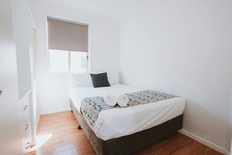 Two-Bedroom Cabin - Sleeps 6
