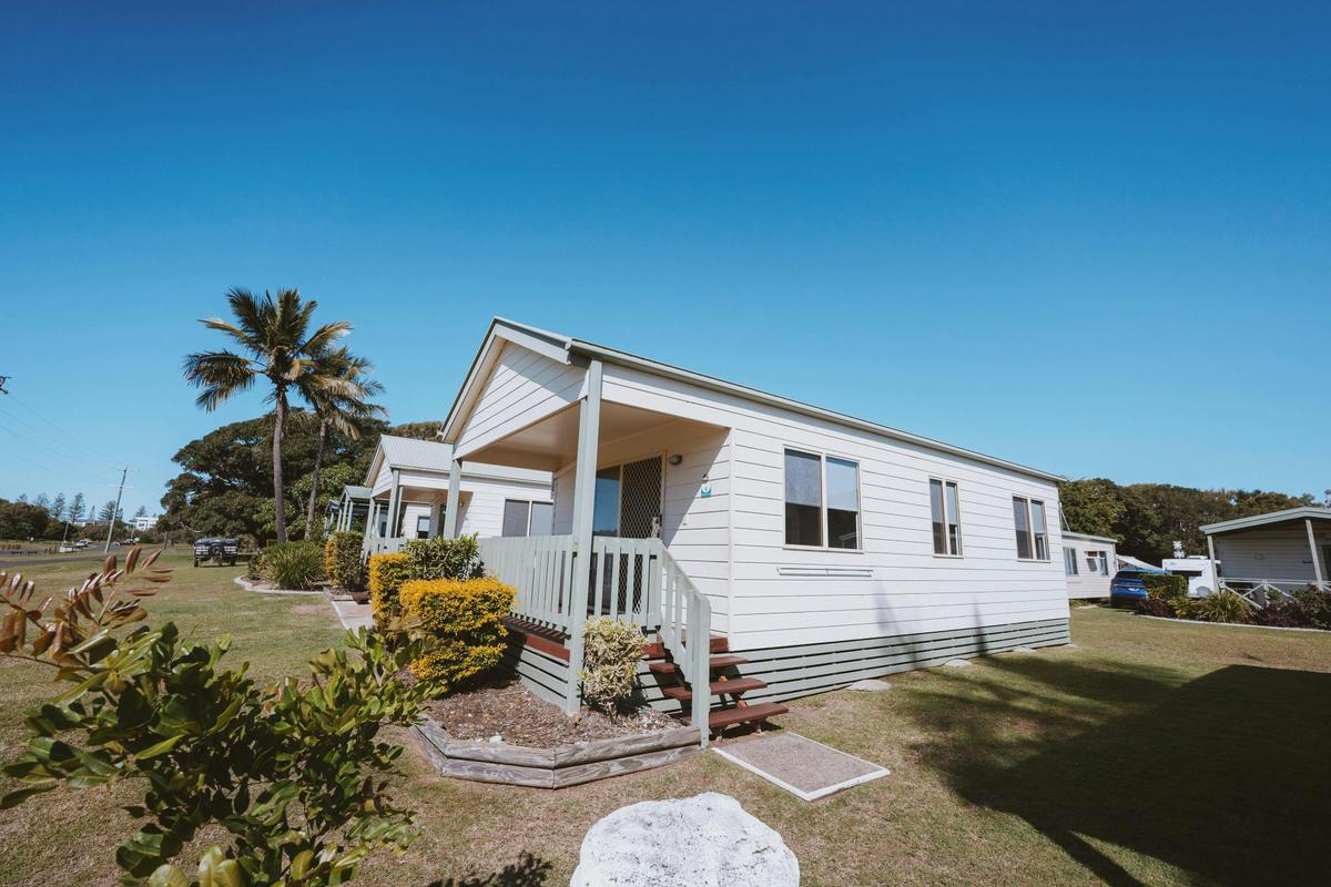 Two-Bedroom Cabin - Sleeps 6