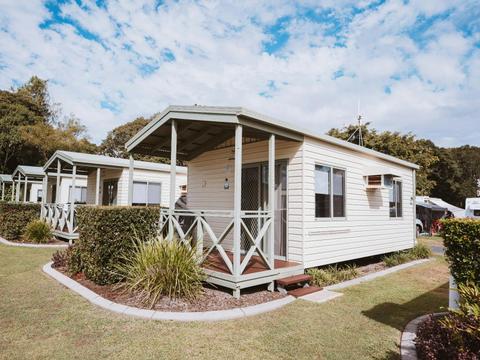 Two-Bedroom Cabin - Sleeps 7