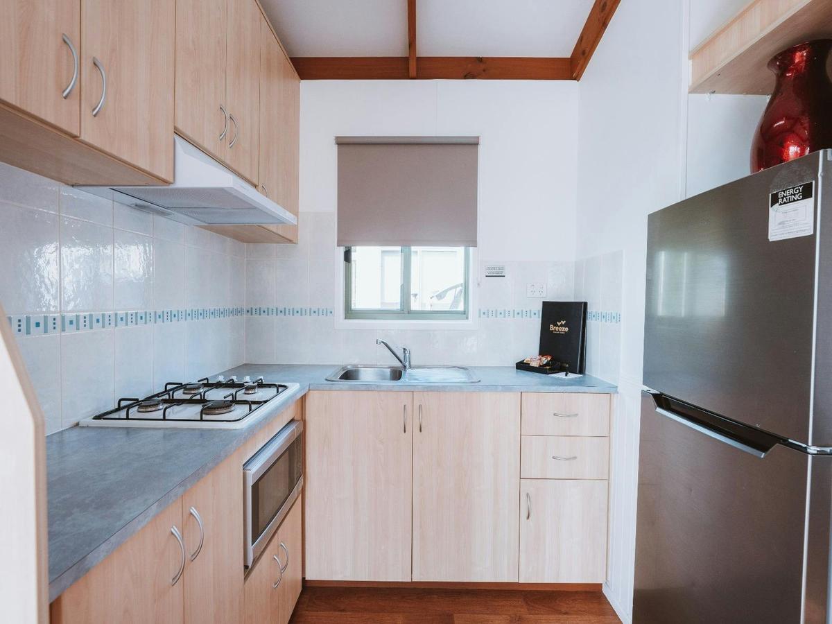 Two-Bedroom Cabin - Sleeps 7