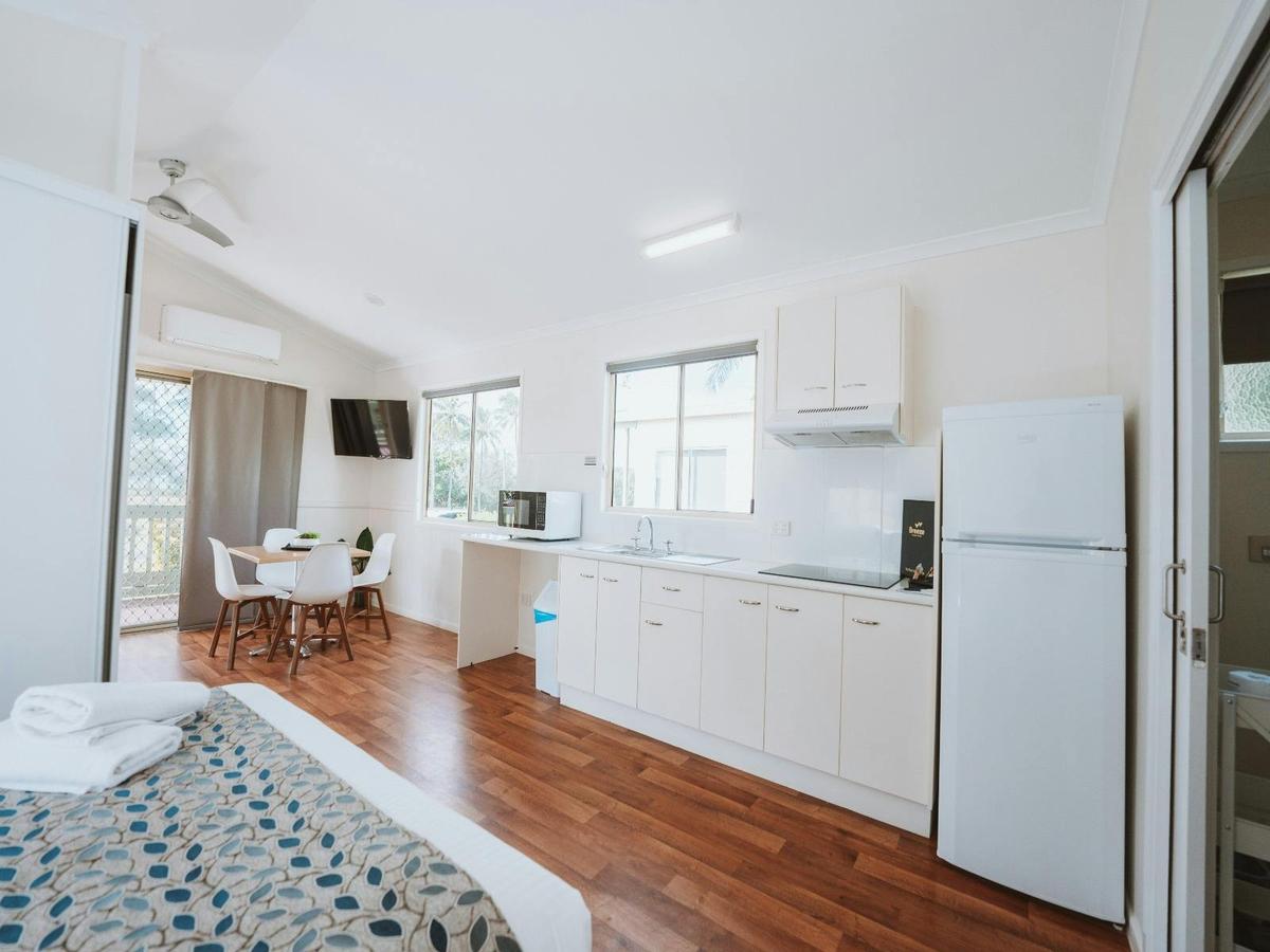 Open Plan Easy Access Cabin