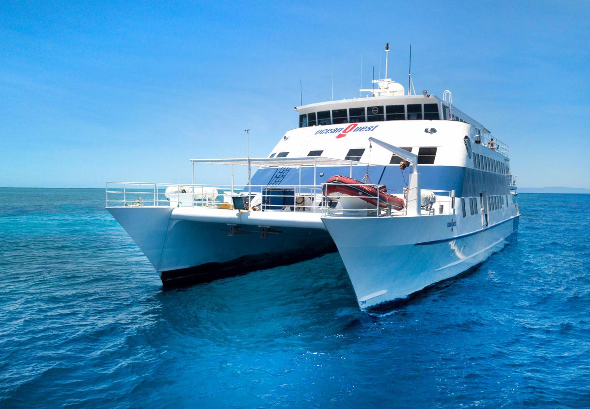 OceanQuest Overnight Liveaboard Experience