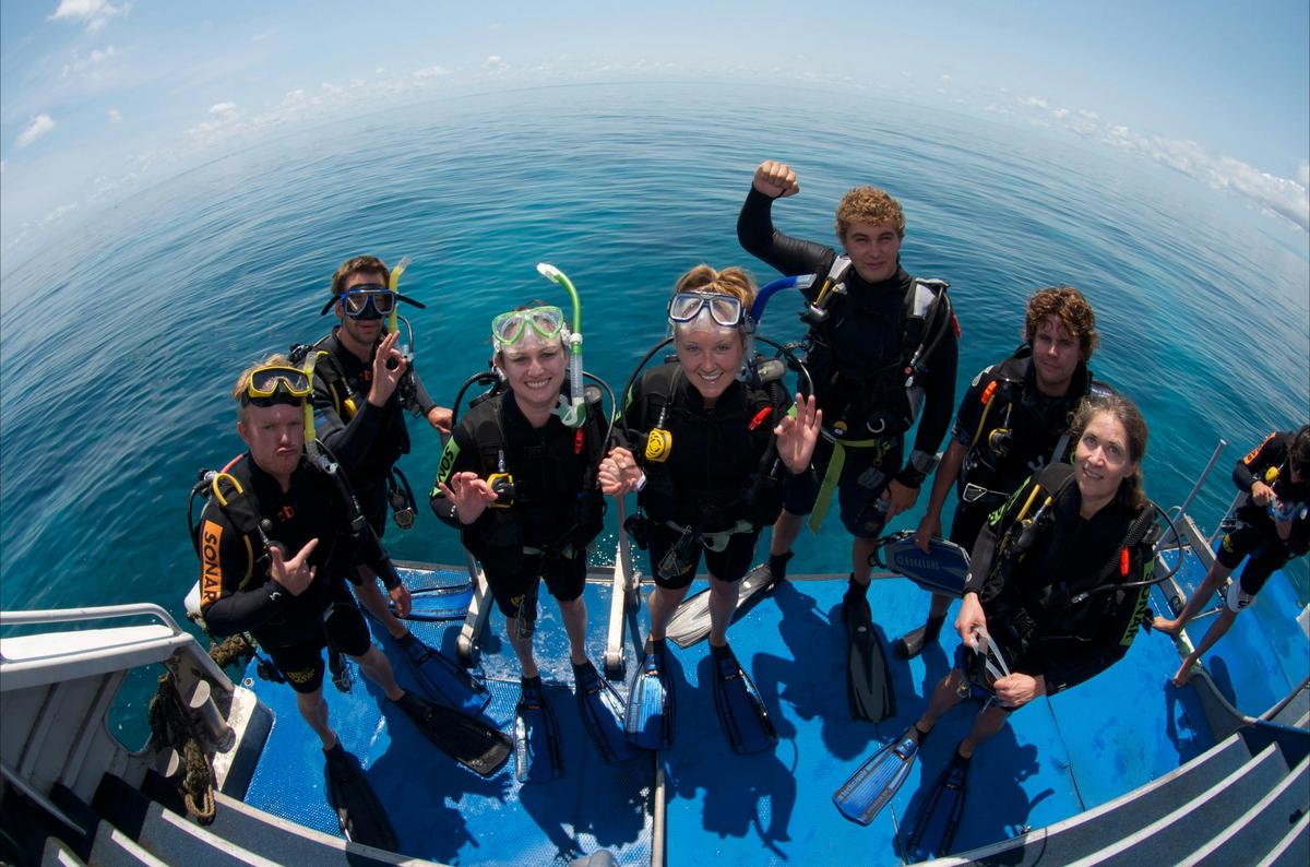 PADI Open Water & Advanced Course - 6 Day 3 Night Course