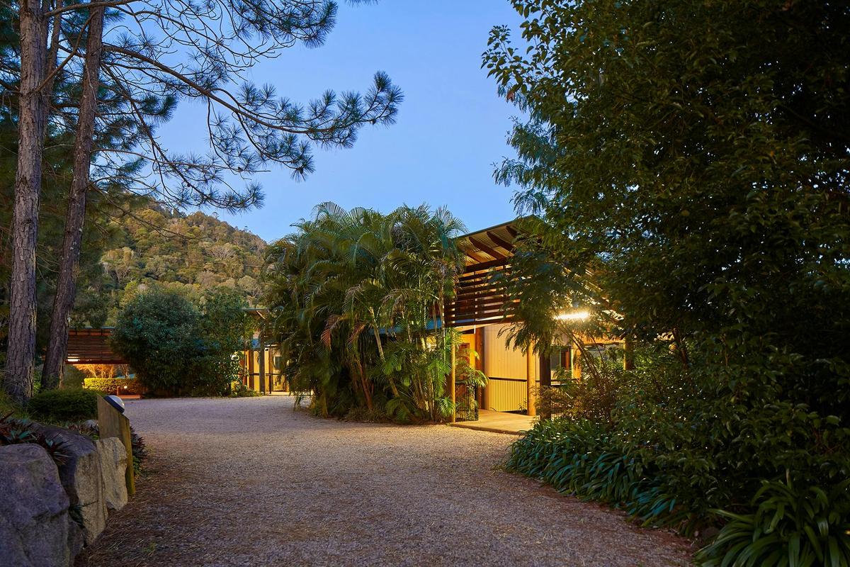 Carpark and carport