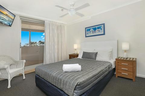 2 Bedroom Filtered Ocean View Apartment