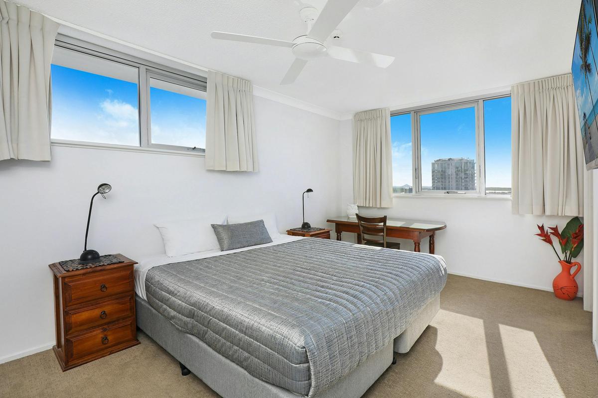 2 Bedroom Ocean View Apartment