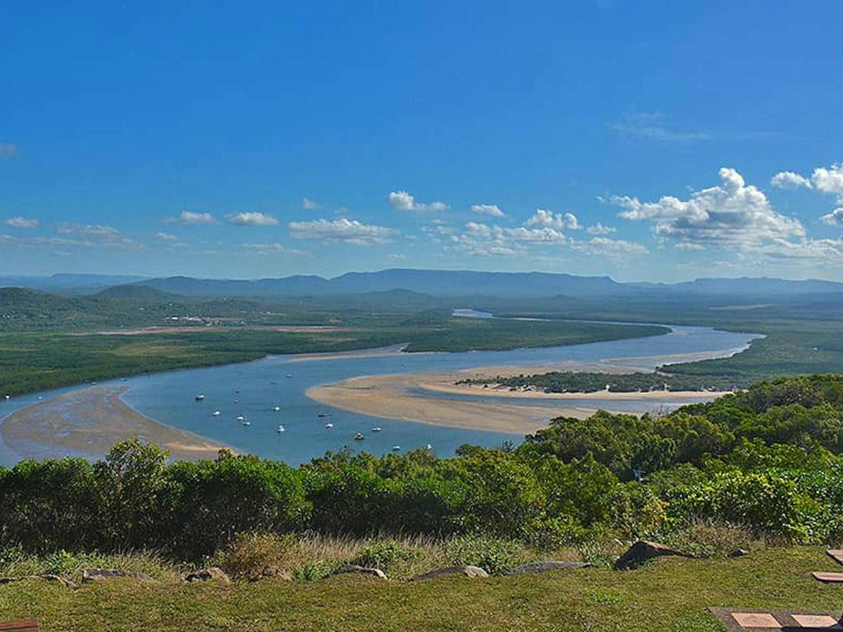 Cooktown, Daintree & Outback 3-Day Tour