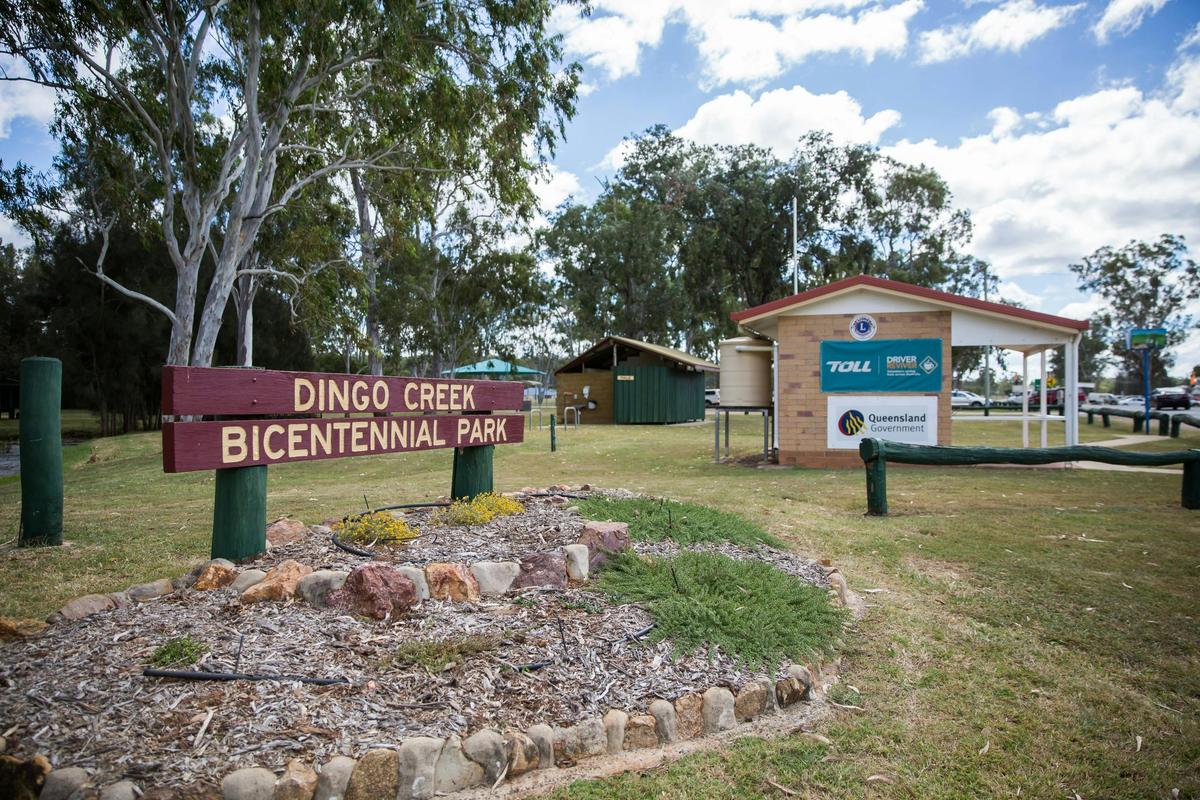 Dingo Park Sign