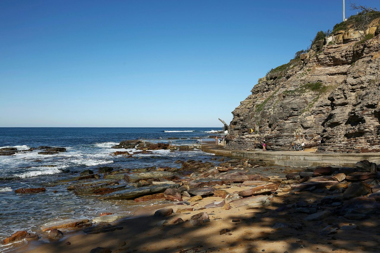 Avalon Rockpool