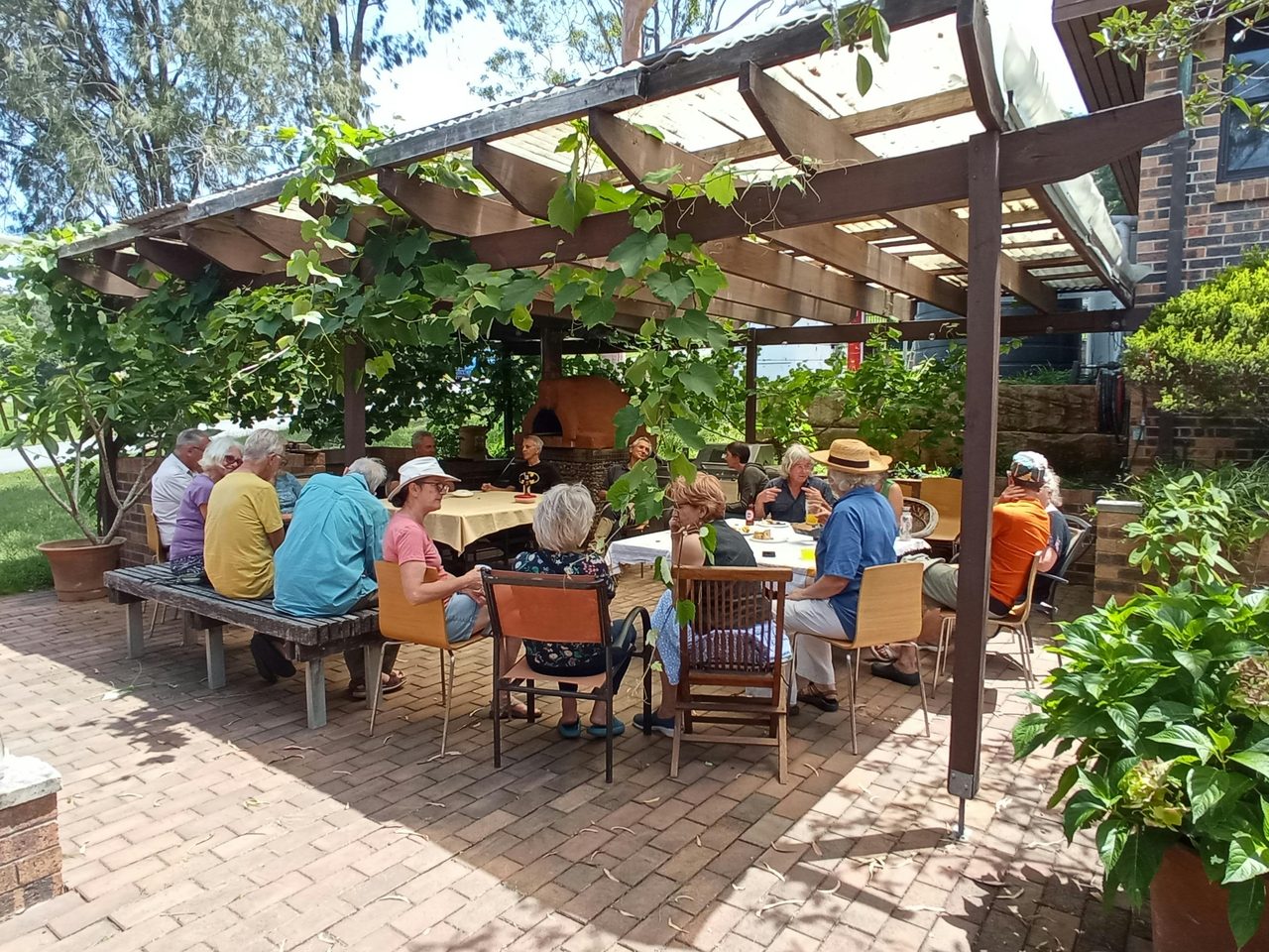 Lunch in Memebrs' Courtyard
