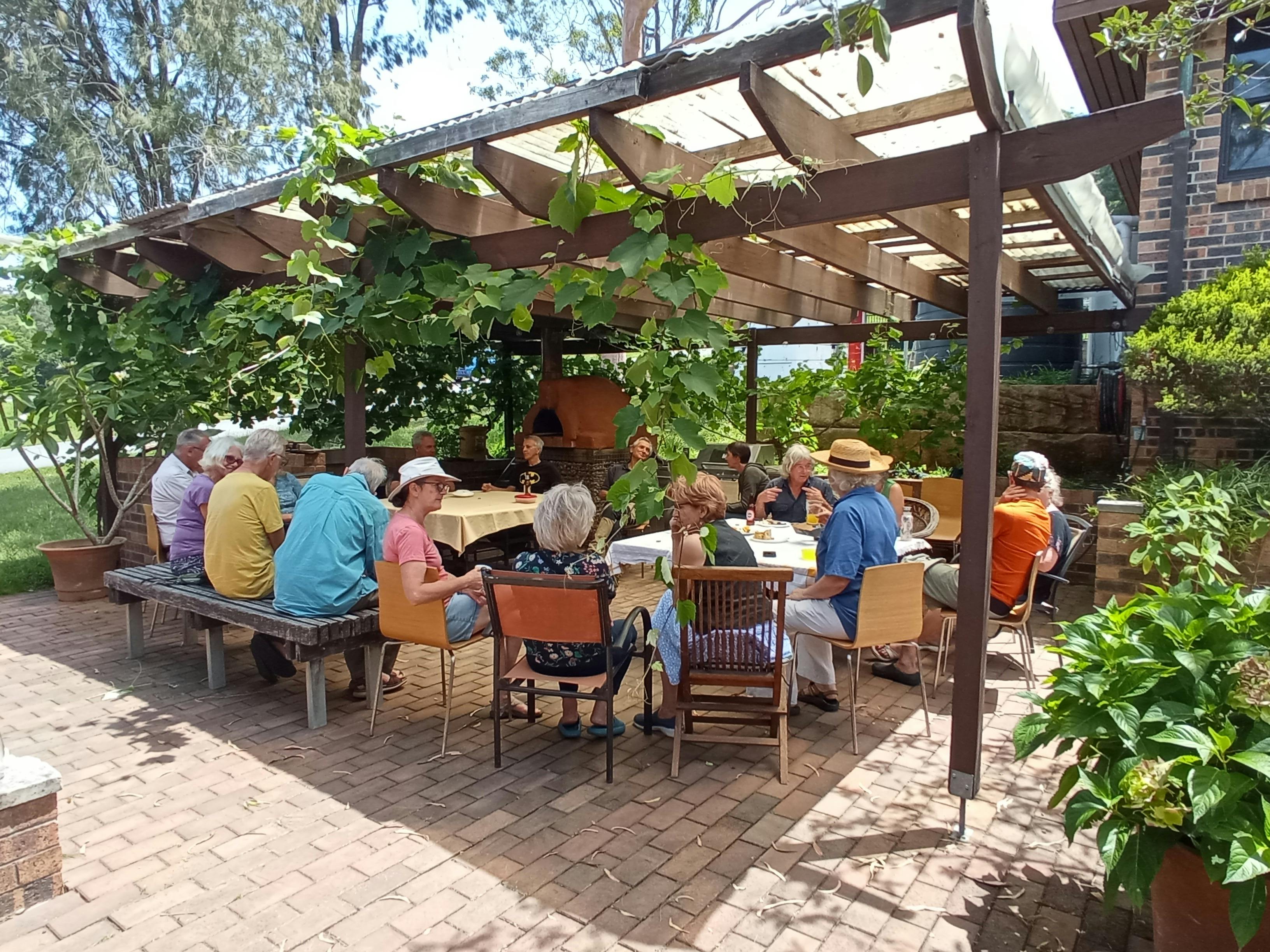 Lunch in Memebrs' Courtyard