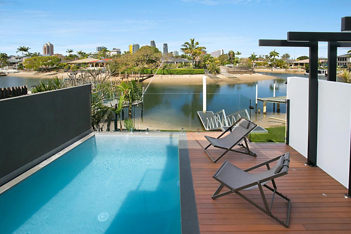 Plunge Pool