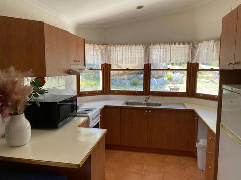 Granite Garden Apartment - 2 Bedroom
