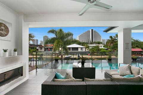 Elite Holiday Homes - The Lotus