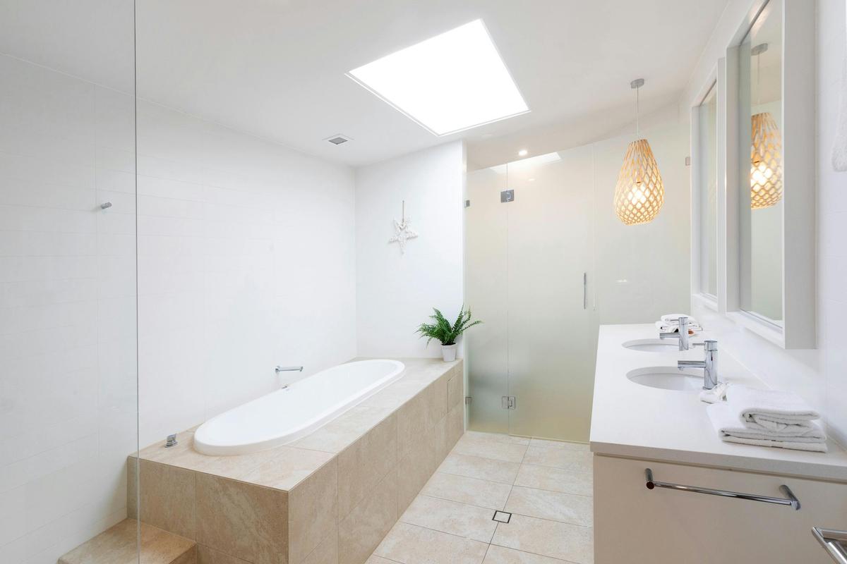 4 Bedroom Sapphire Penthouse