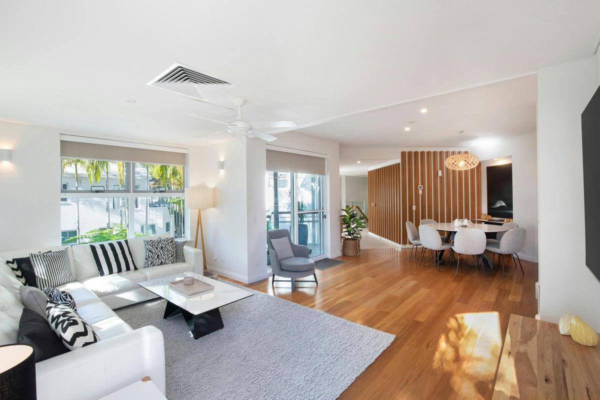 4 Bedroom Sapphire Penthouse