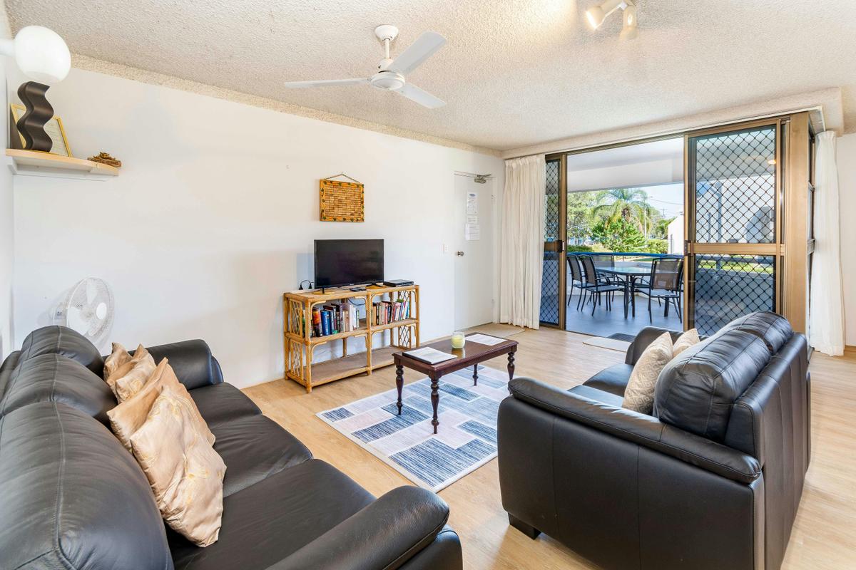 Lounge room