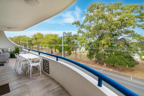 Executive Unit In The Treetops