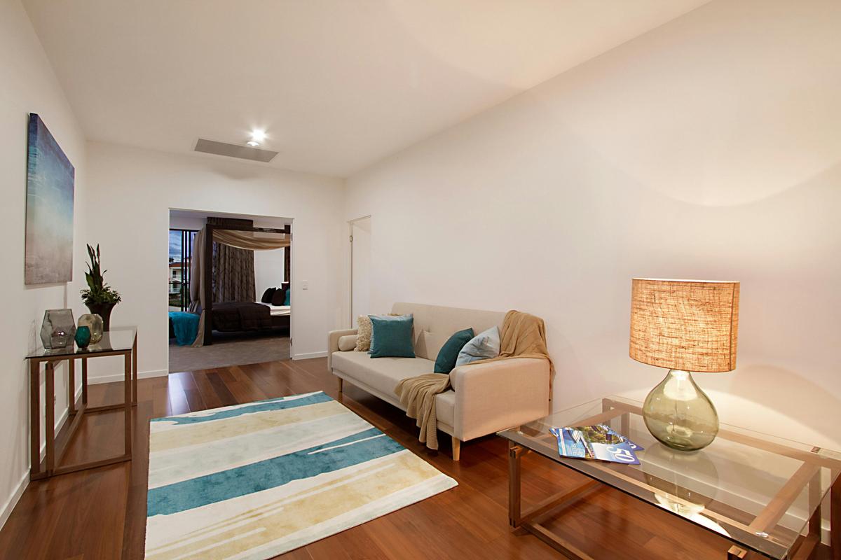 Second Sitting Area