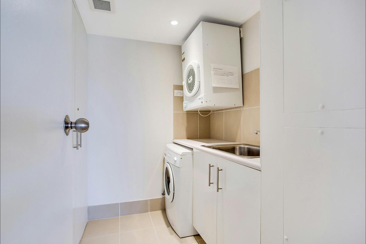 2 Bedroom Oceanview Apartment