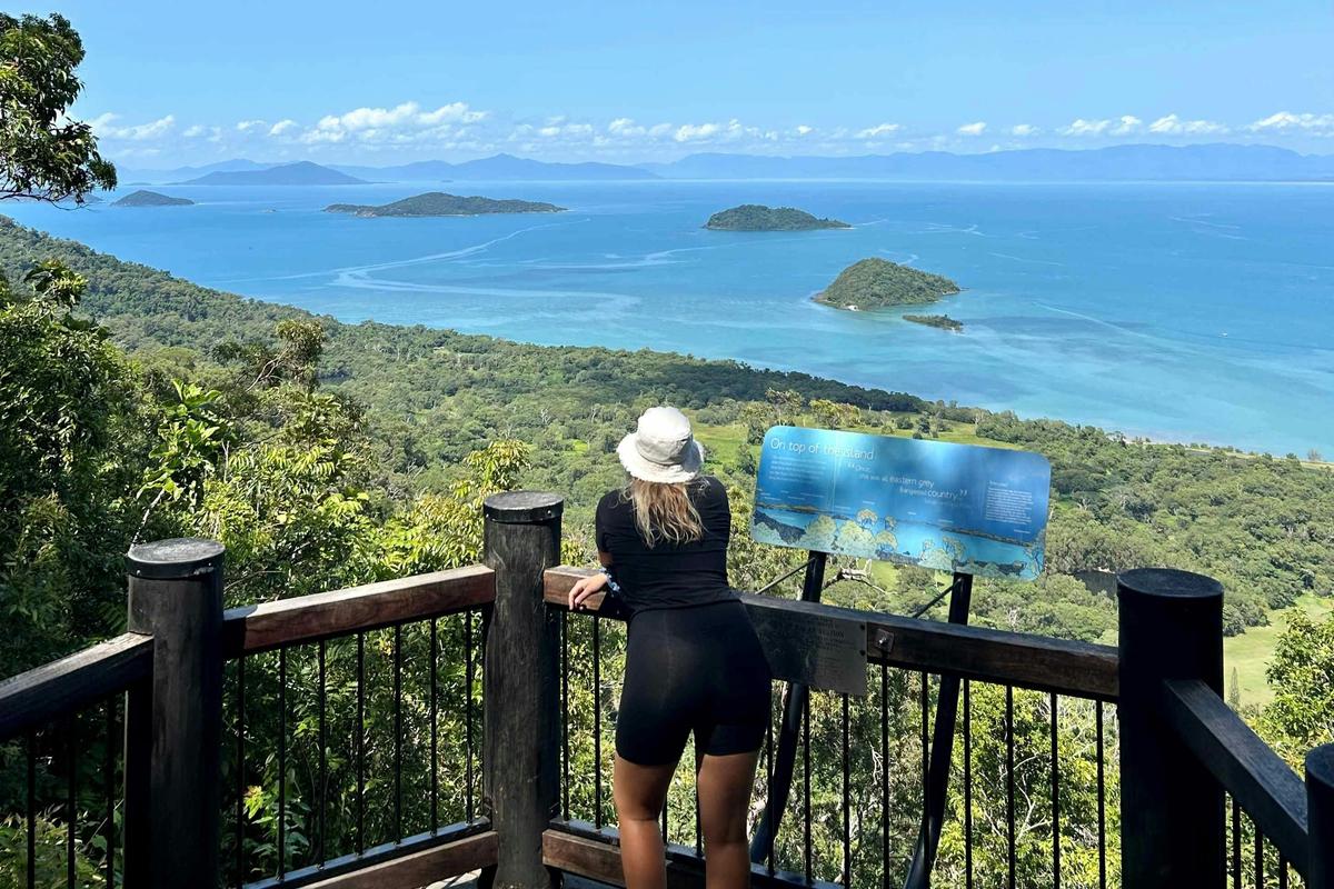Explore Dunk Island Day Tour | Mission Beach Day Return | 9.00am