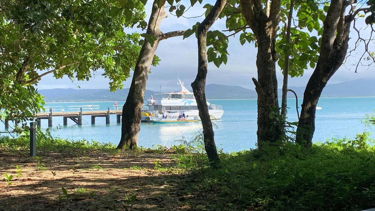 Explore Dunk Island Day Tour | Mission Beach Day Return | 9.00am