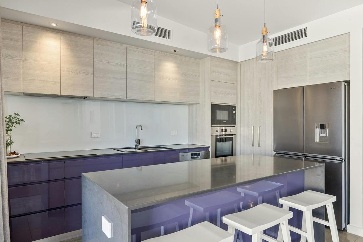 Elysee Beachside 3 Bedroom Ultimate Apartment