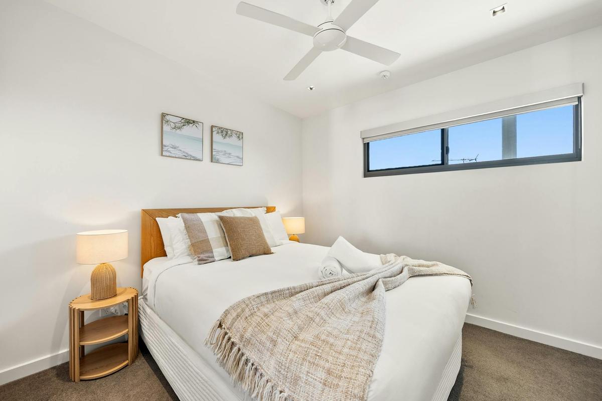 Elysee Beachside 3 Bedroom Ultimate Apartment