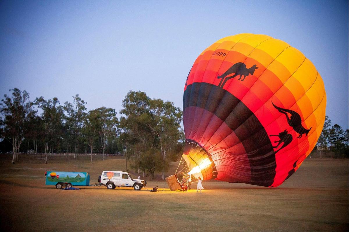 Early morning hot air balloon ride in Ipswich