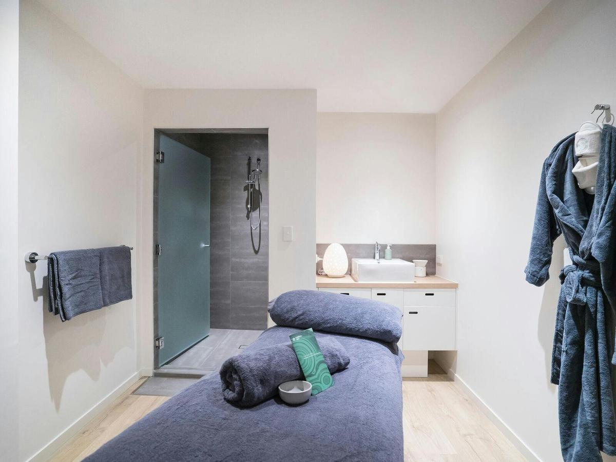 Spa treatment room