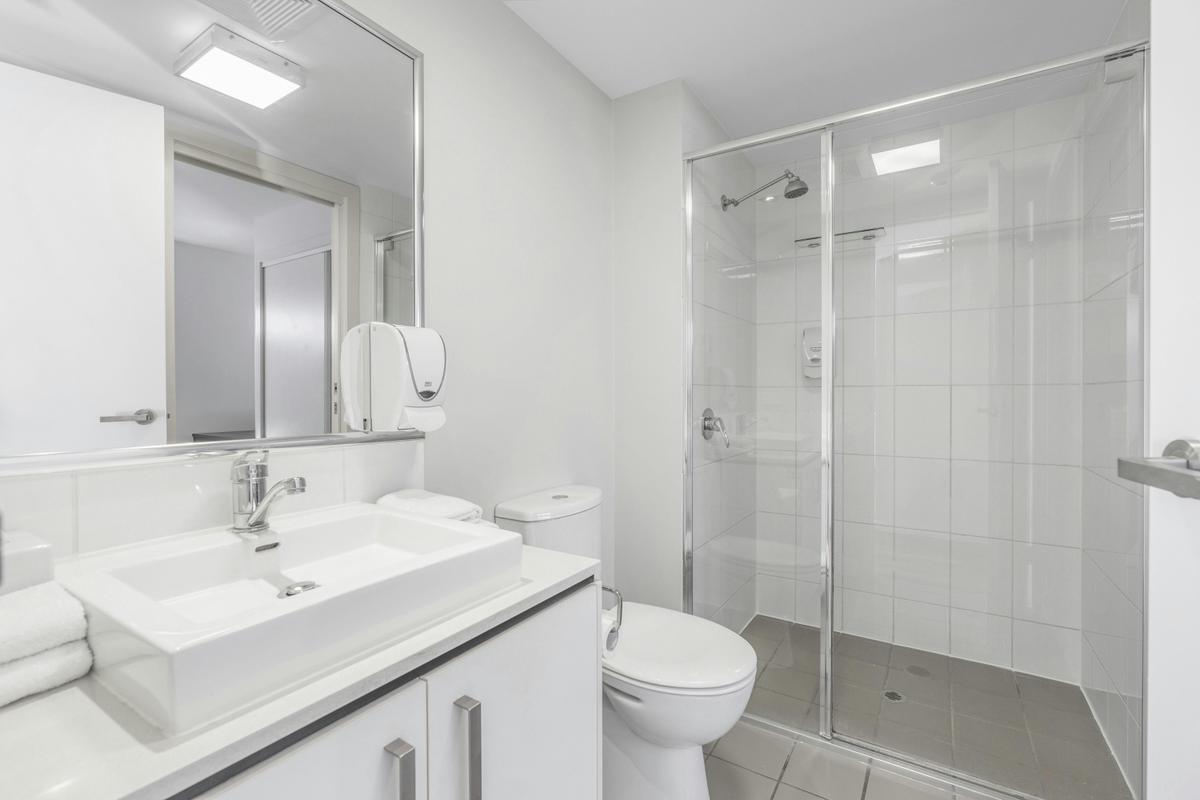 2 Bedroom Suite