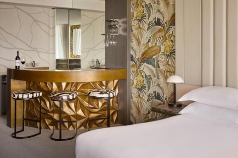 Exquisite Suite