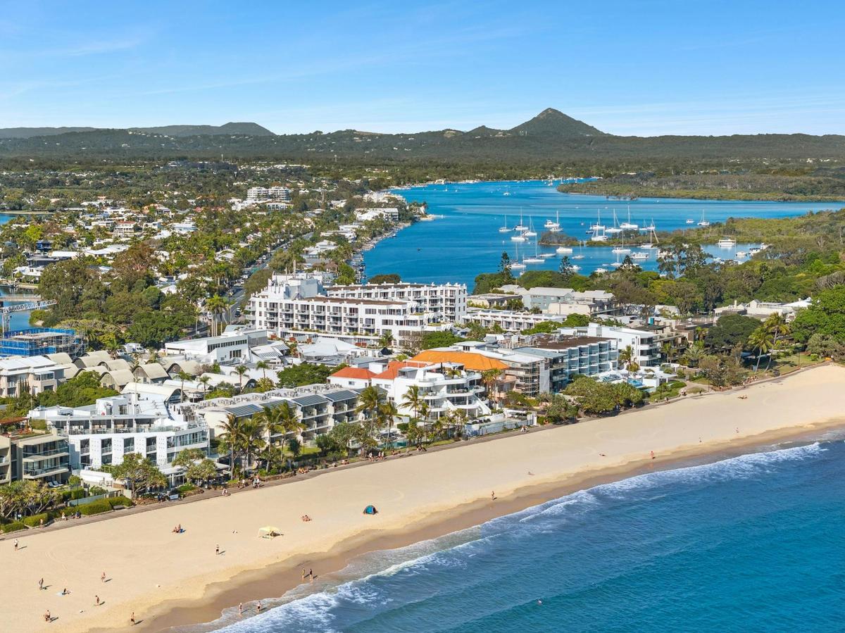 Experience the ultimate family beachfront getaway.