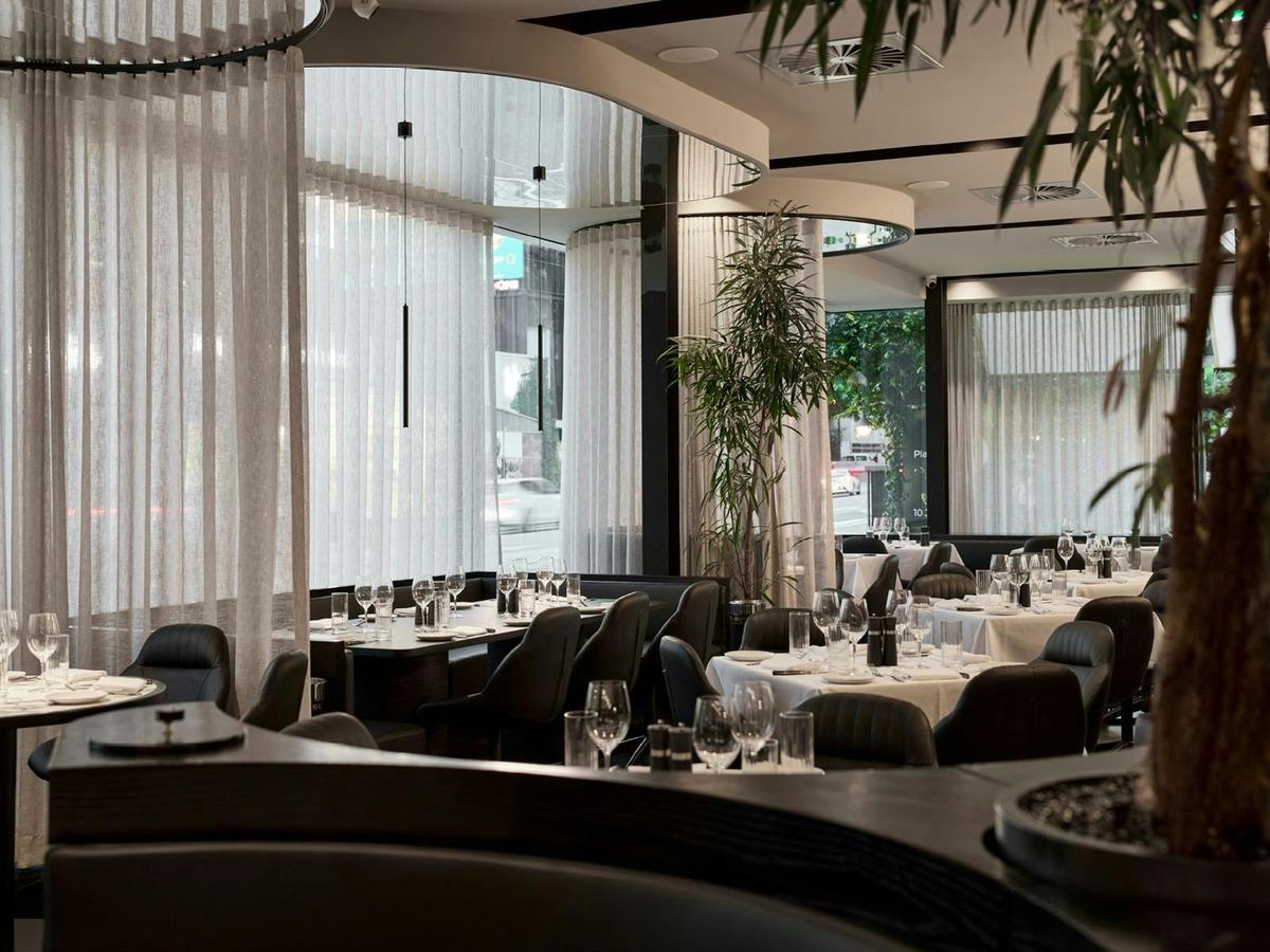Fatcow on James Street interiors