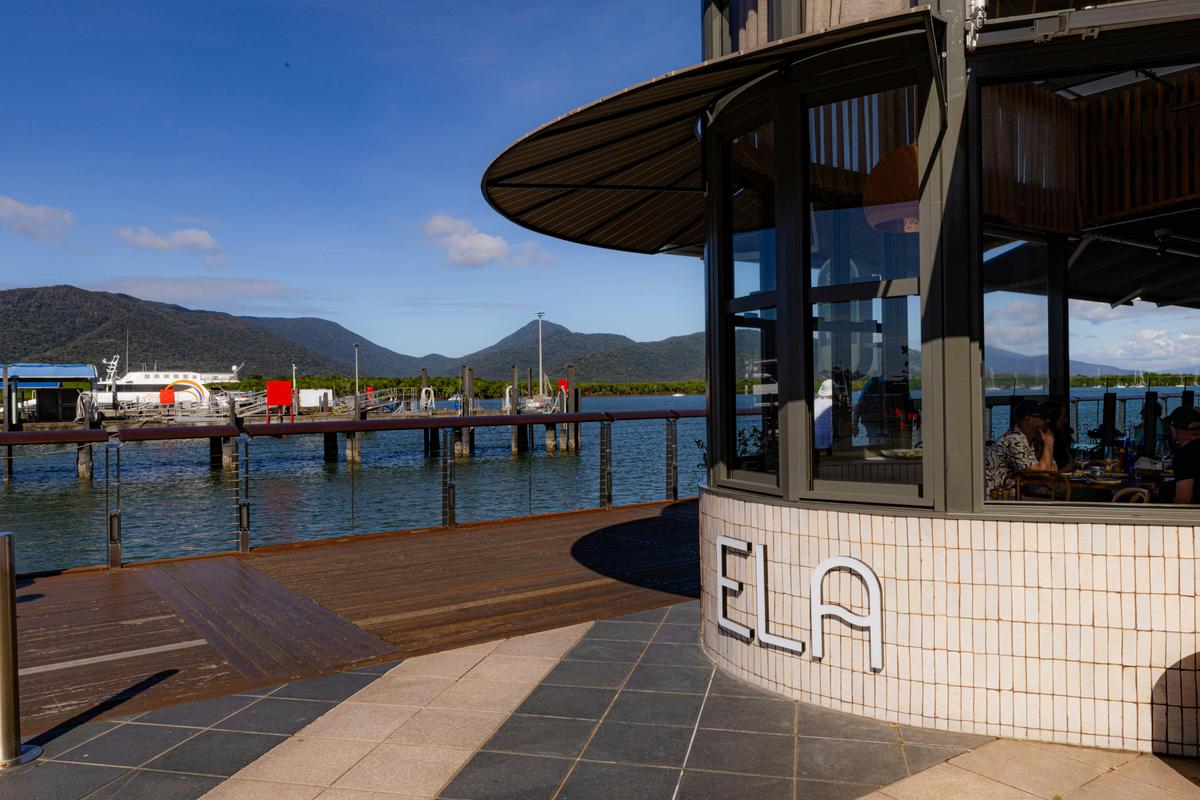 Waterfront Dinning