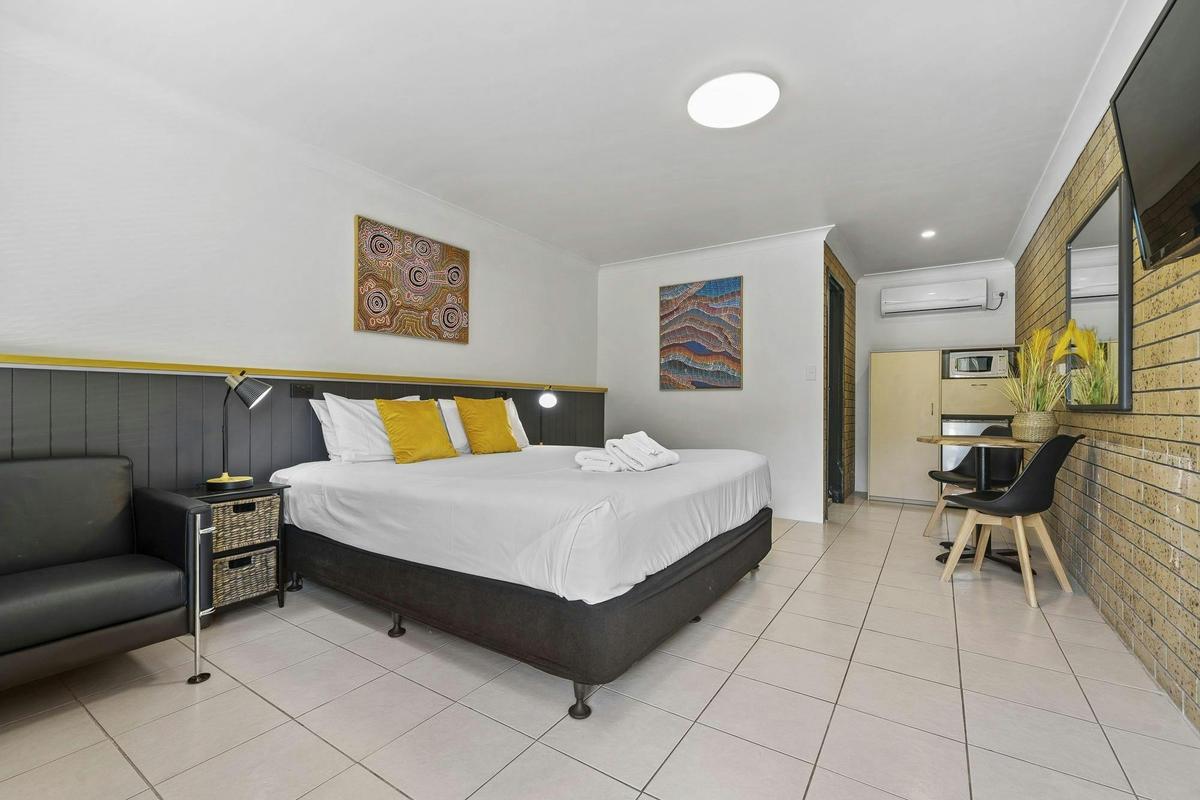 Motel Rooms